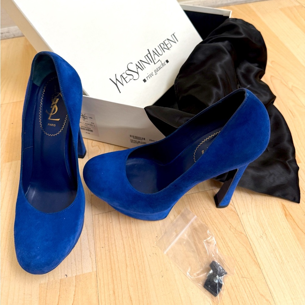 Yves Saint Laurent Blue Suede Platform Pumps (Size 39.5 / 9.5 US)